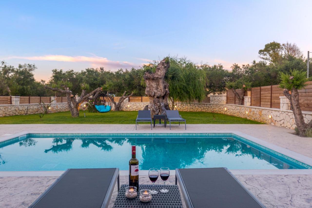 Lithakia  Tierra Olivo Villas מראה חיצוני תמונה