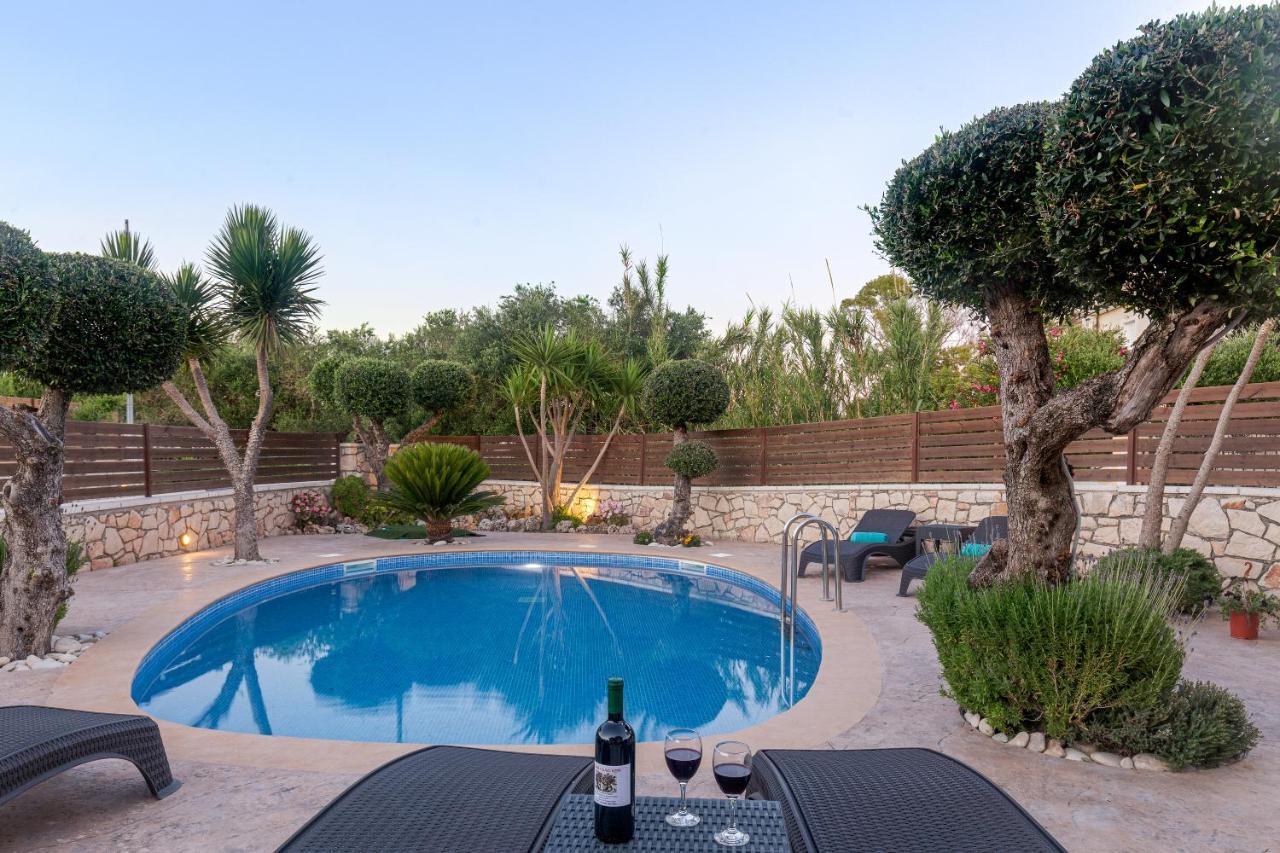 Lithakia  Tierra Olivo Villas מראה חיצוני תמונה